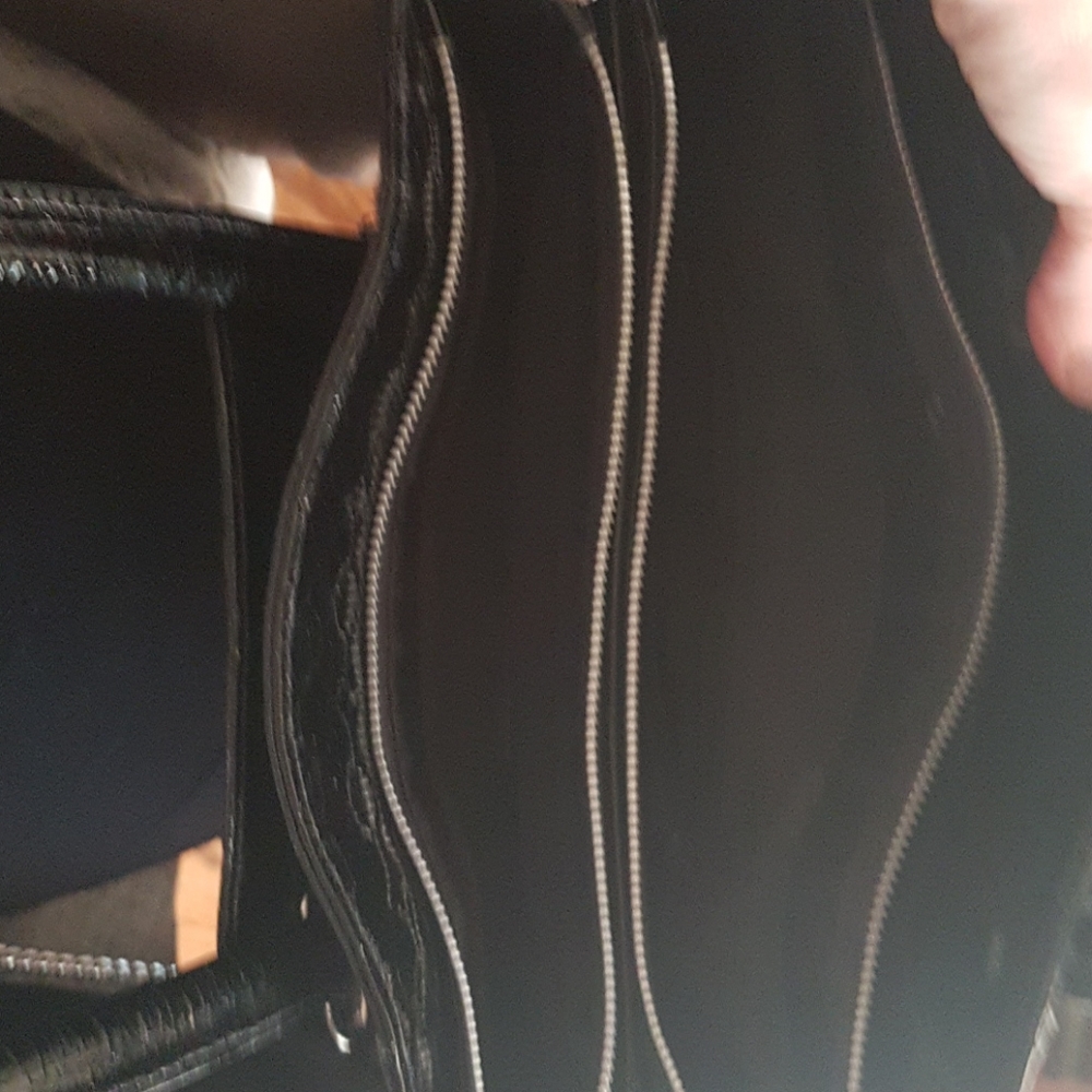 Purse - Picture 3 of 3